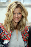 th_86122_celebrity_paradise.com_TheElder_BrooklynDecker25_122_455lo.jpg