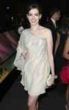 http://img172.imagevenue.com/loc1119/th_05505_Celebutopia-Anne_Hathaway-American_Museum_of_Natural_History52s_Winter_Dance_in_New_York_City-09_122_1119lo.jpg