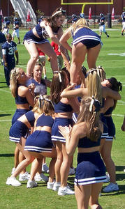 College Cheerleaders-12bl80qyp4.jpg